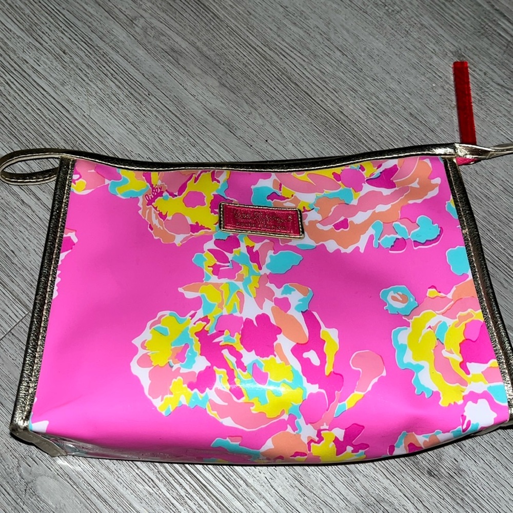 Lilly Pulitzer for Estée Lauder makeup bag!